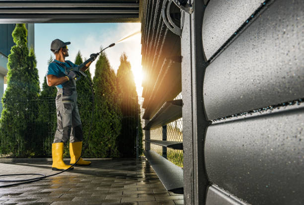 Best Sidewalk Pressure Washing  in Wapakoneta, OH